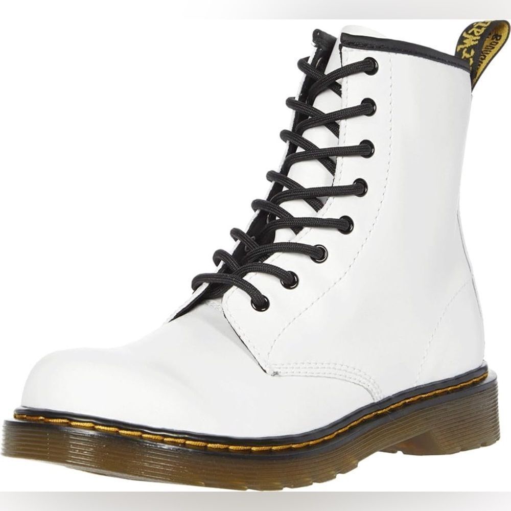 NEW- DR MARTINS- White Romario 1460 Y- Size Women’s 7